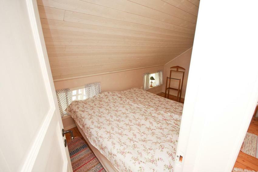 Broby Bed & Breakfast Nyköping Buitenkant foto